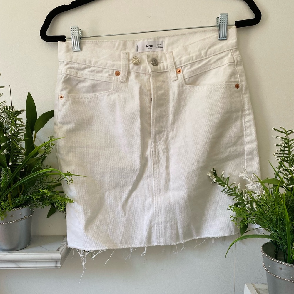 White denim mini skirt